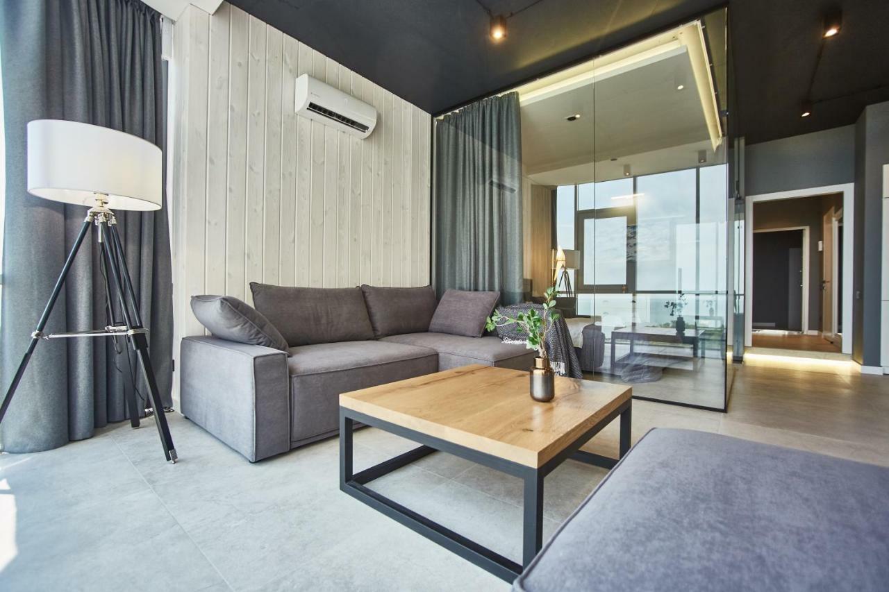 Gagarin Plaza Luxury Sea View Apartments Odessa Eksteriør bilde